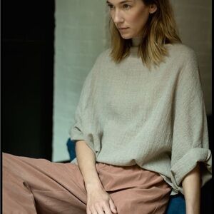 Elizabeth Suzann Mia top in Oatmeal wool gauze